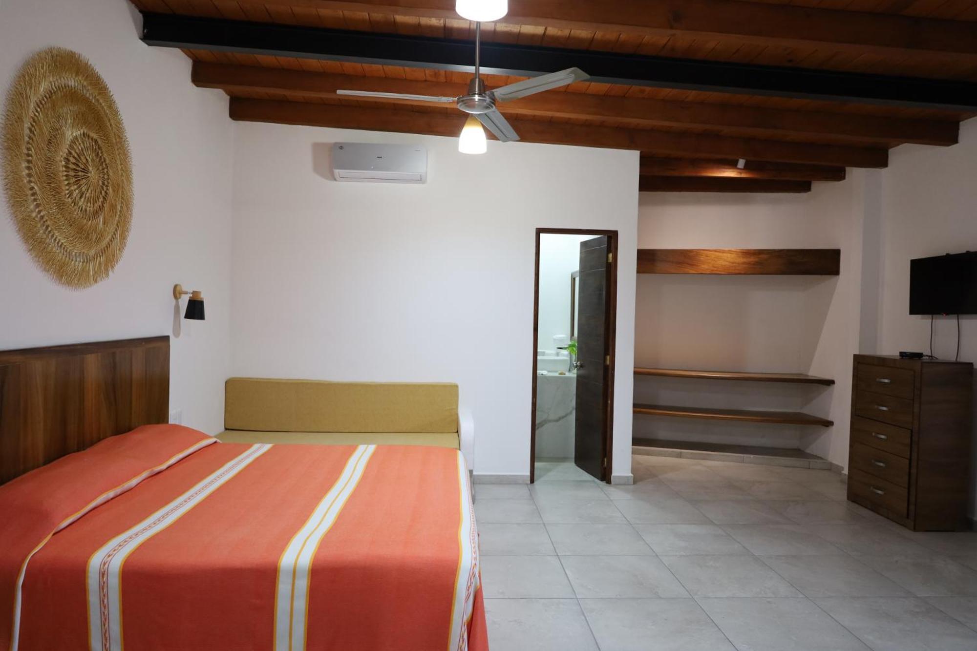 Solez Apartahotel 2*